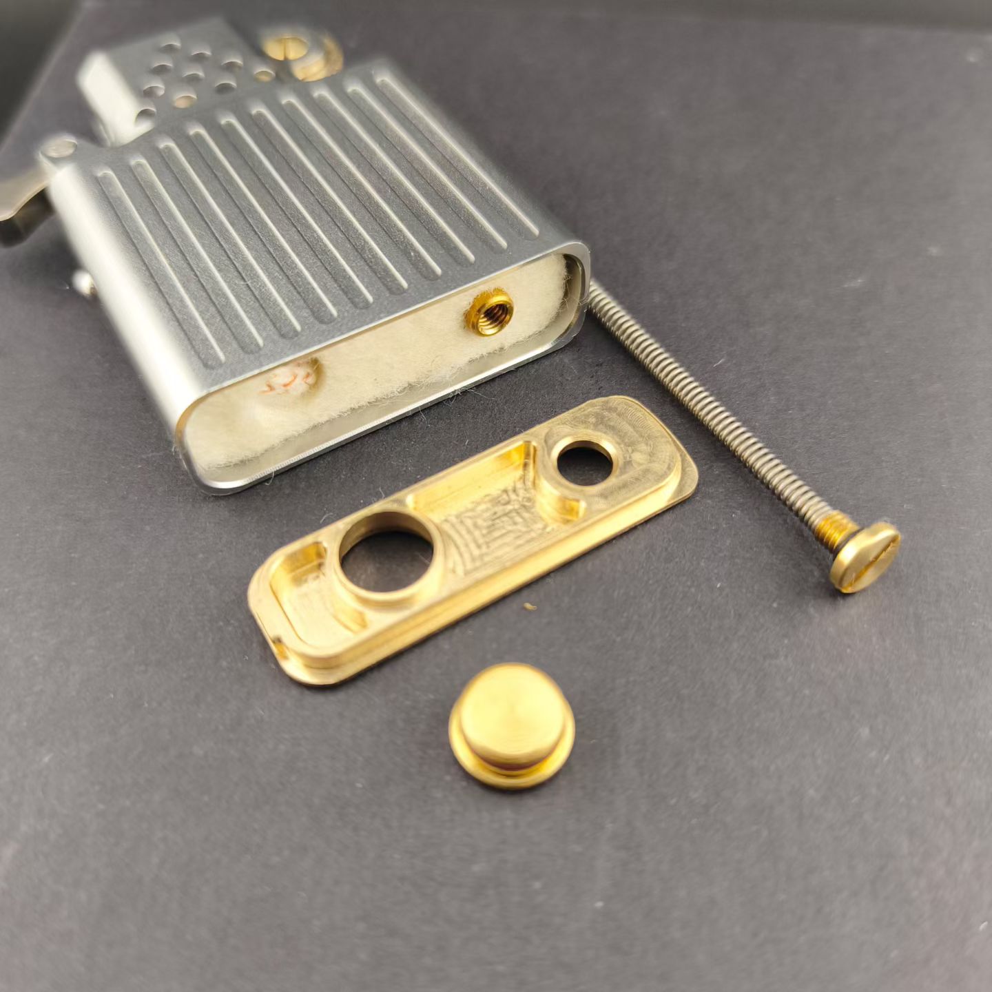 Aluminum Alloy CNC Sealed Oil  - огляд і ціна Lighter Insert Zippo